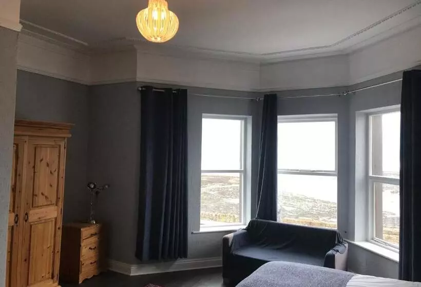 ペンション Rolling Wave Guesthouse