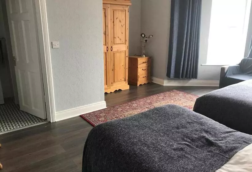 ペンション Rolling Wave Guesthouse