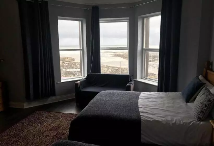 ペンション Rolling Wave Guesthouse