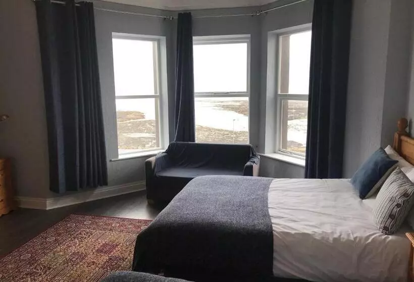 ペンション Rolling Wave Guesthouse