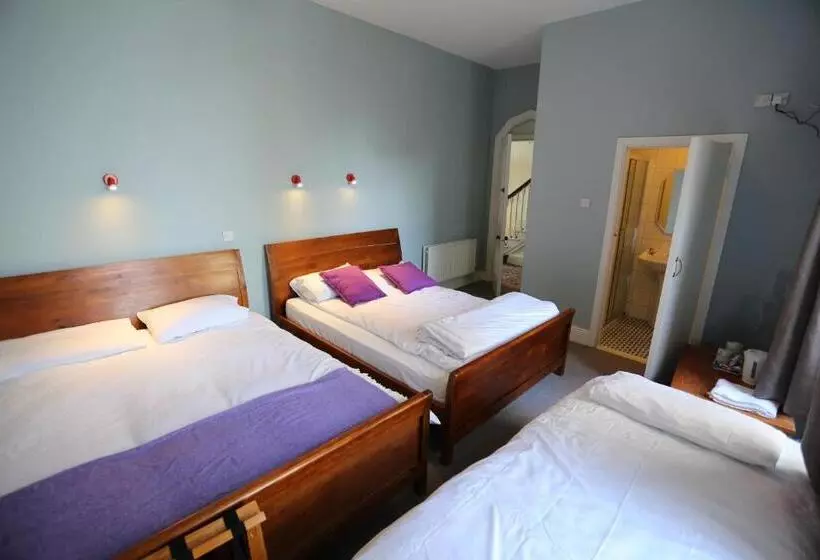 ペンション Rolling Wave Guesthouse