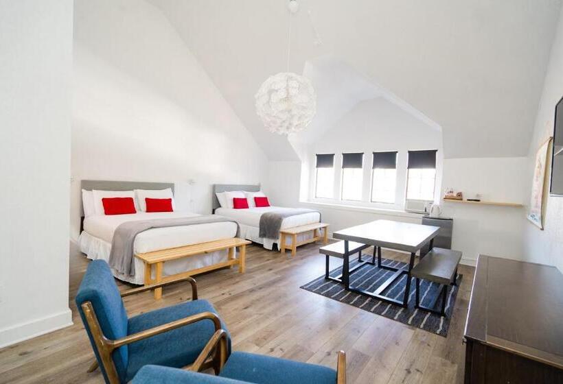 ユースホステル Atterdag Inn