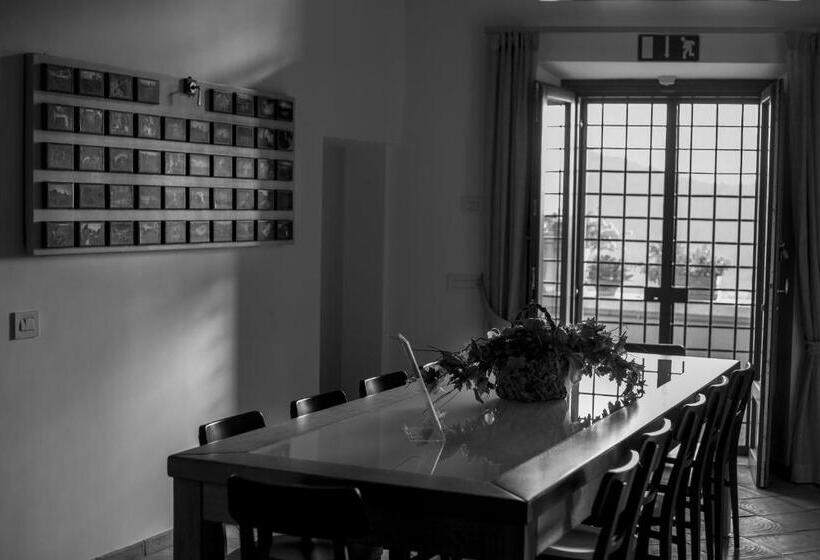 בית מלון כפרי Palazzo Tronconi