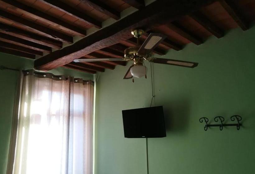 ペンション Al 182