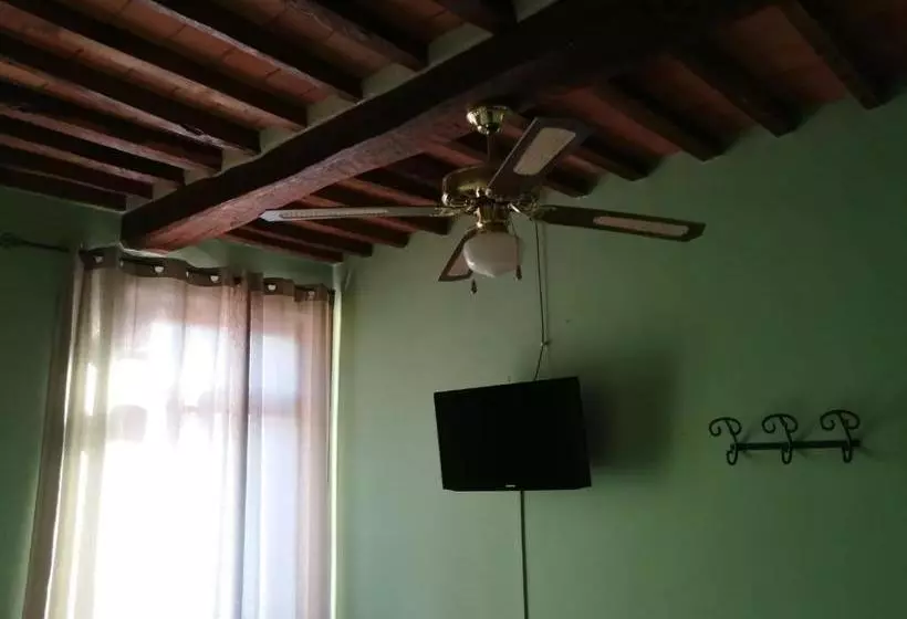 ペンション Al 182