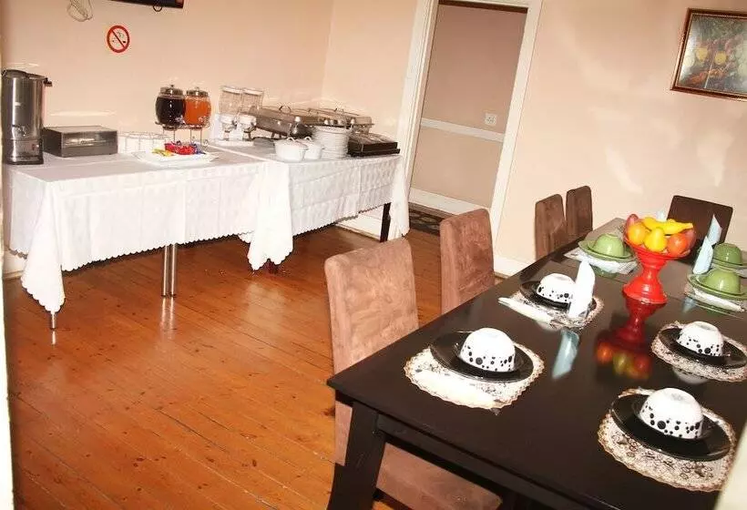 Majatalo Bubble Ball Guest House