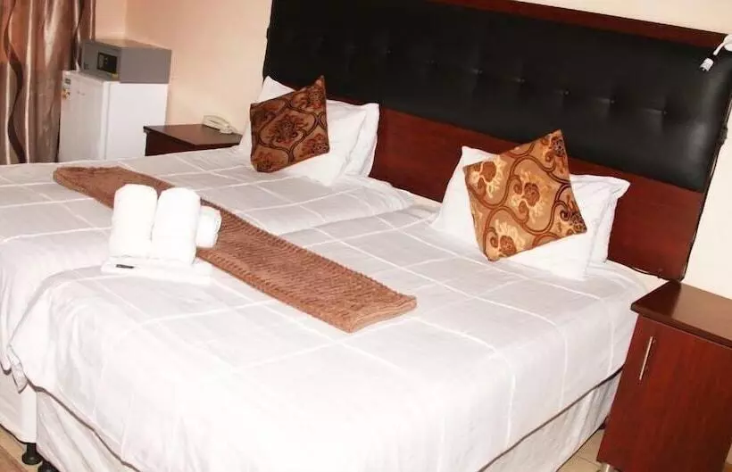 Majatalo Bubble Ball Guest House