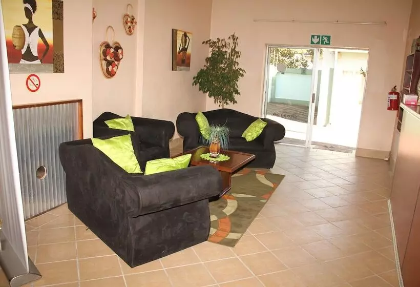 Majatalo Bubble Ball Guest House