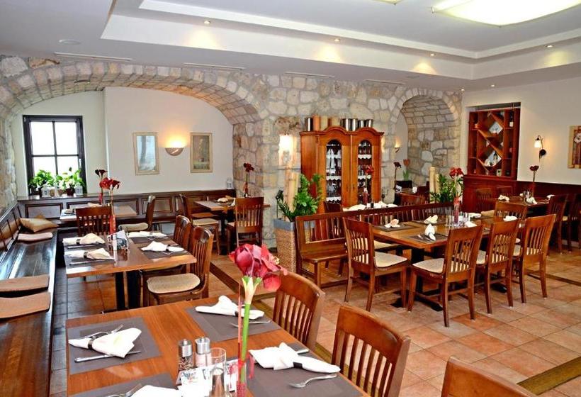 Общежитие & Restaurant Braunstein   Pauli´s Stuben