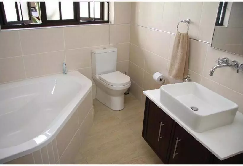 ペンション Be At Home Guesthouse