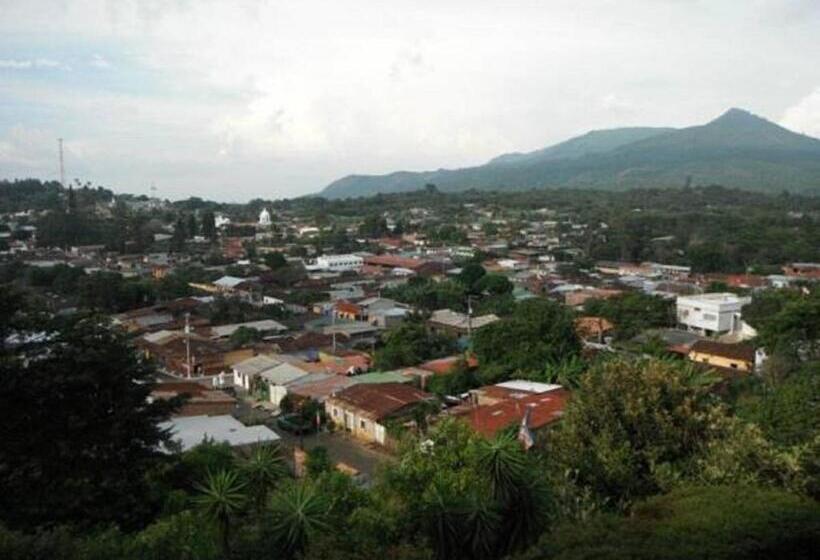 پانسیون El Balcón De Ataco