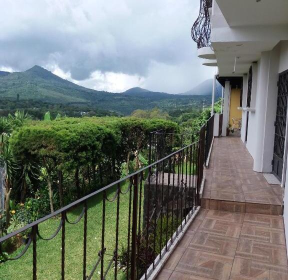 پانسیون El Balcón De Ataco