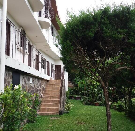 پانسیون El Balcón De Ataco