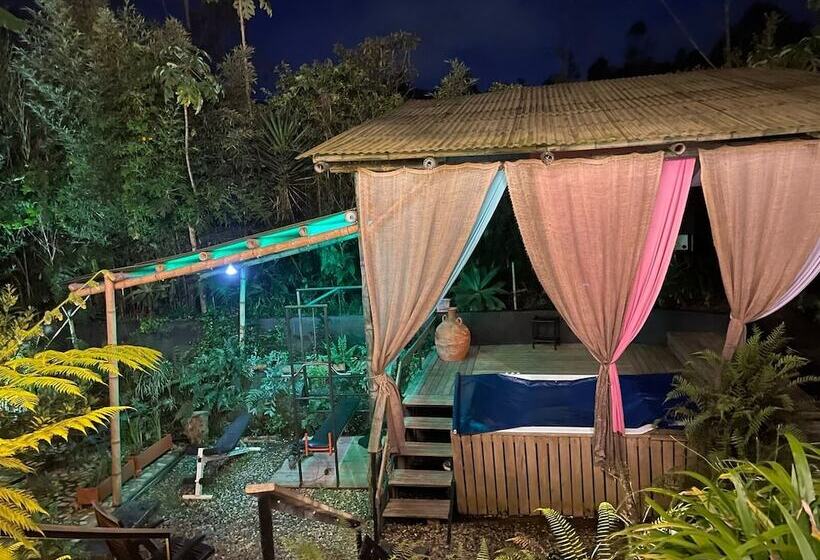 Пансион Marrokos Aeropuerto José María Córdova