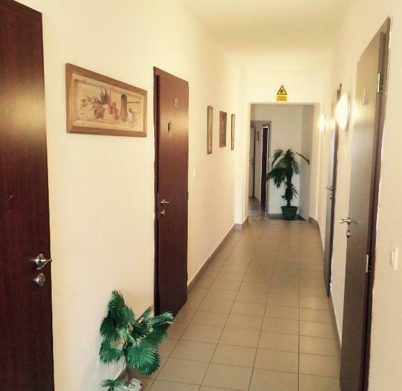 ペンション Penzión Stefarez New