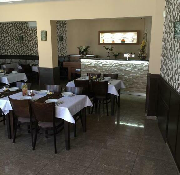 ペンション Penzión Stefarez New