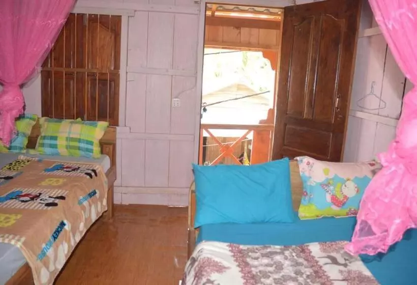 پانسیون Sunflower Guesthouse