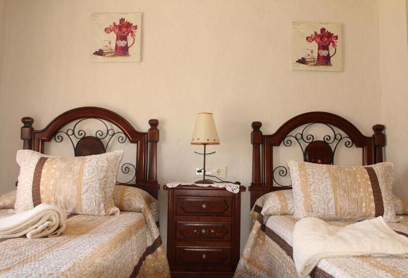 Пансион Virgen De Los Remedios