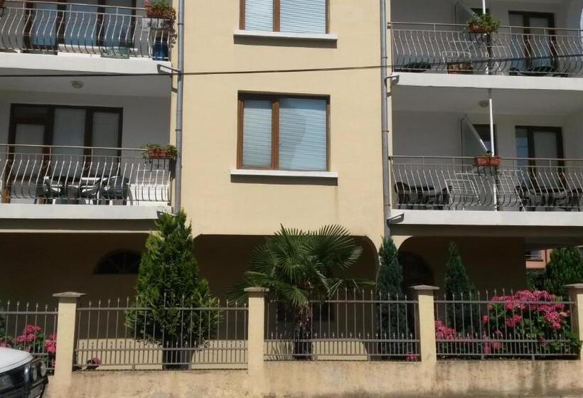 펜션 къща за гости кадиеви