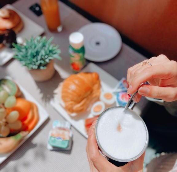 بنسيون Do Mercado