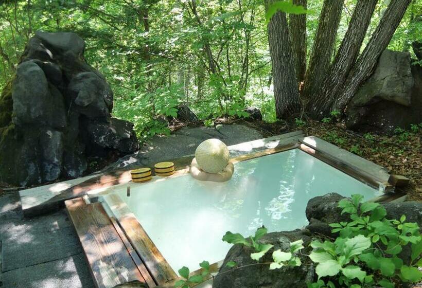 پانسیون Raicho Onsen Inn