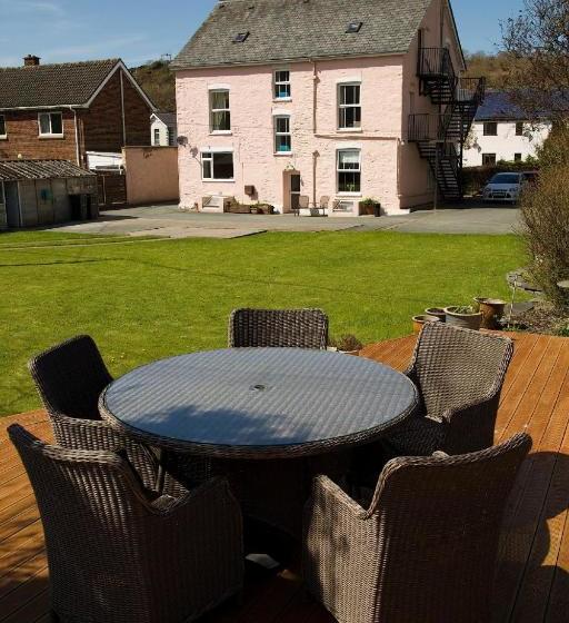 Pensionat Maenllwyd Guest House