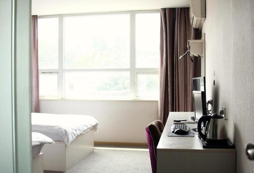 Pansiyon Wudangshan Daohe Inn