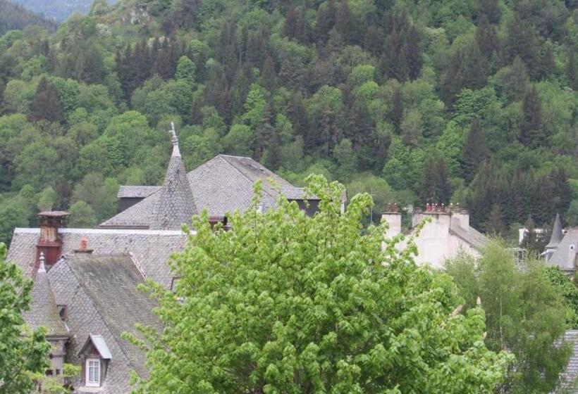 הוסטל Auberge Les Volcans