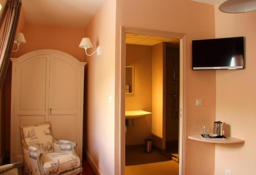 הוסטל Auberge Les Volcans