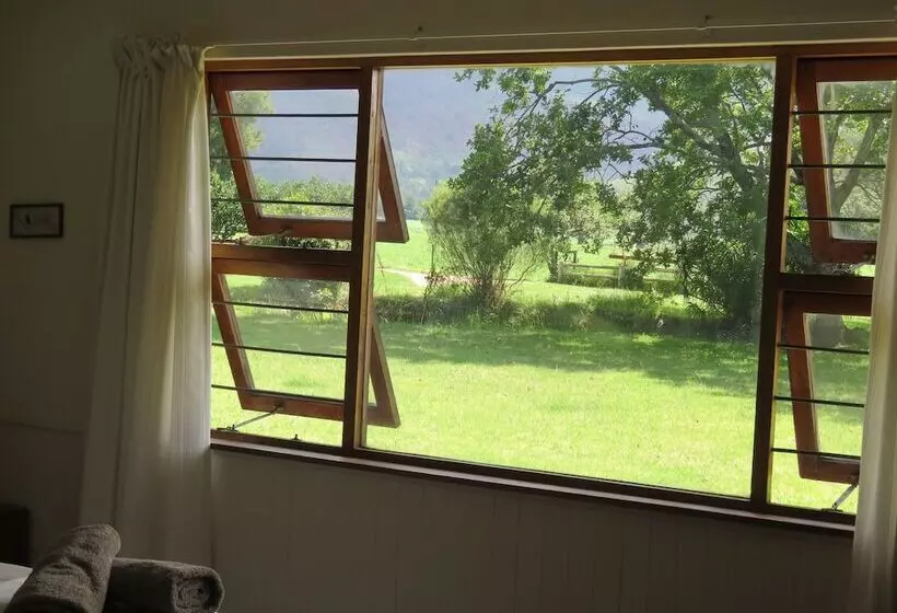 ホテル Natures Way Farmhouse