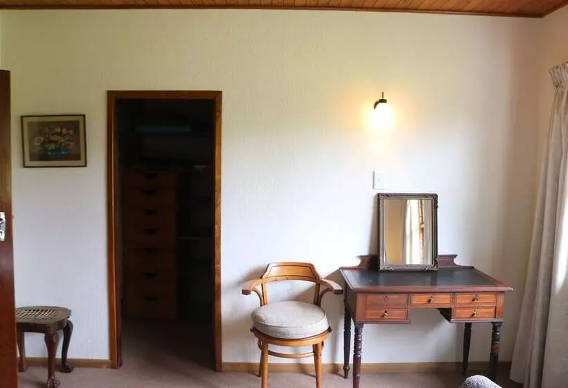 ホテル Natures Way Farmhouse