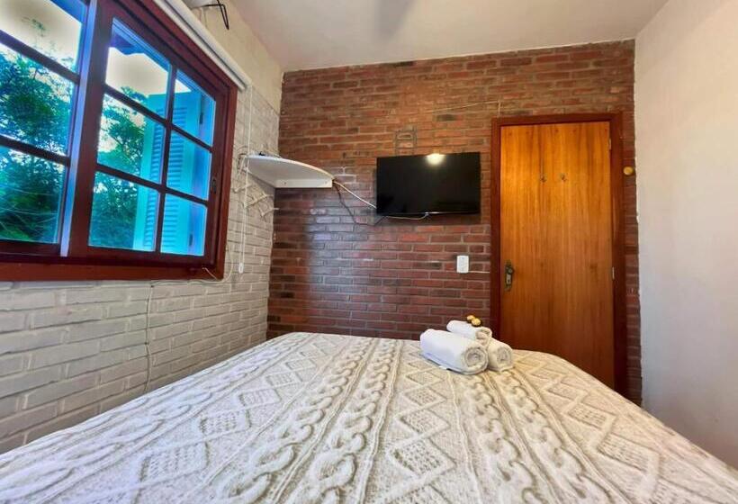 Pensjonat Morada Das Bromelias