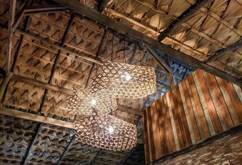 پانسیون Nature Hill