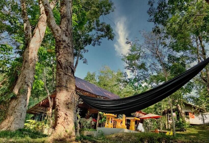 پانسیون Nature Hill