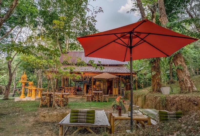 پانسیون Nature Hill