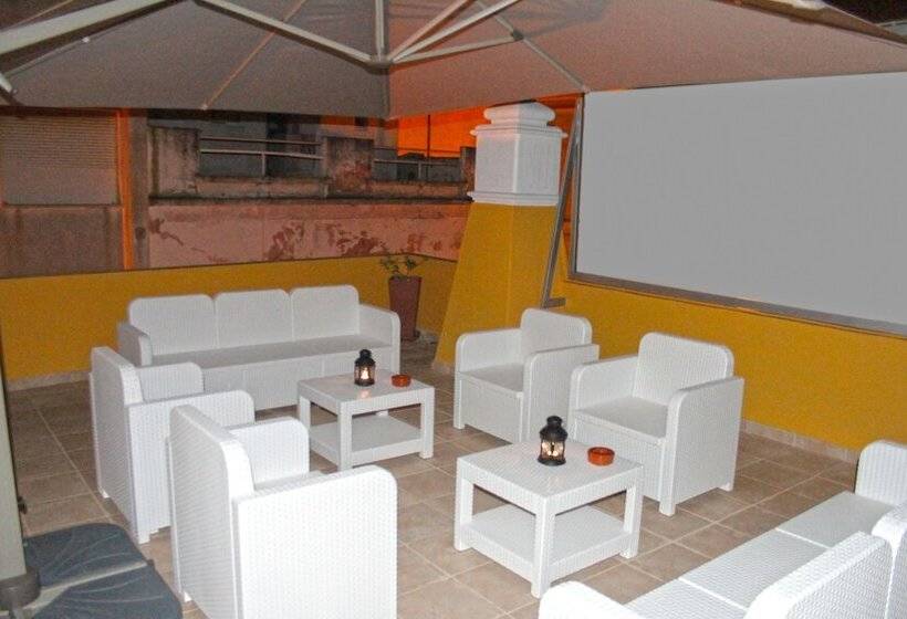 پانسیون Nds Prestige Guest House And Suites By Rocha Prestige