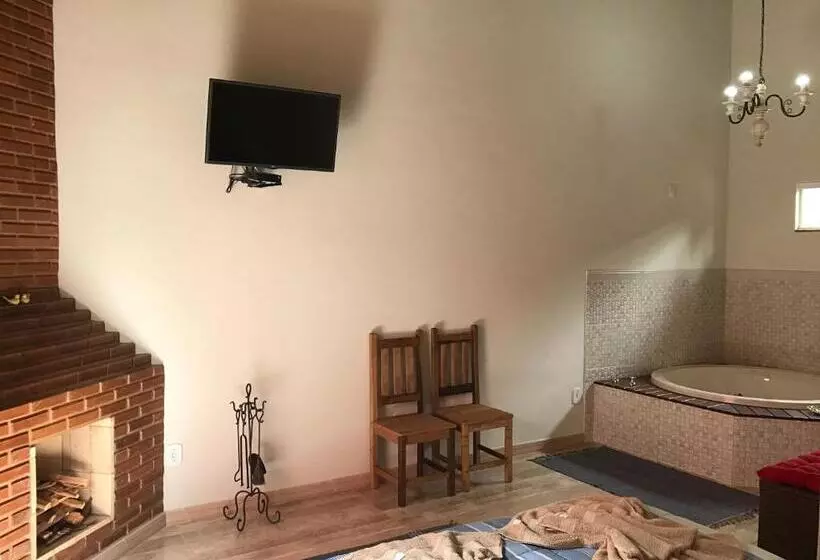 Majatalo Pousada Recanto Dos Pássaros