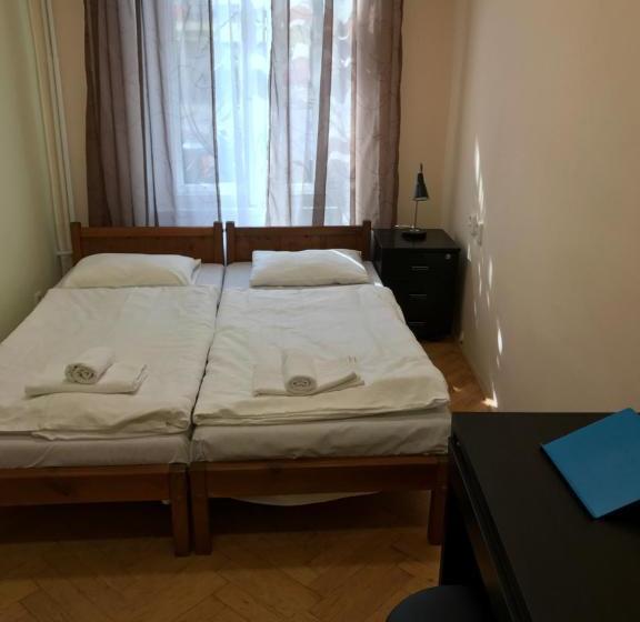 پانسیون Apartments Liberty House