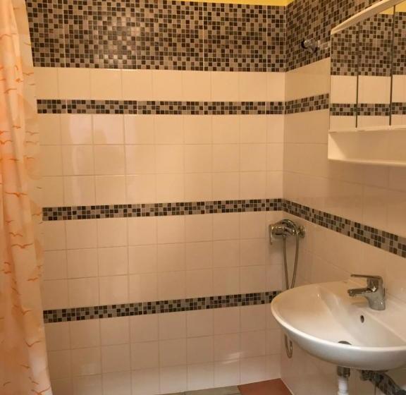 پانسیون Apartments Liberty House