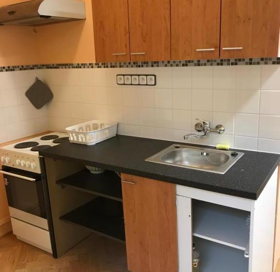 پانسیون Apartments Liberty House