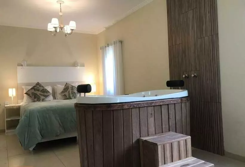 ユースホステル Pousada Quinta Dos Doges