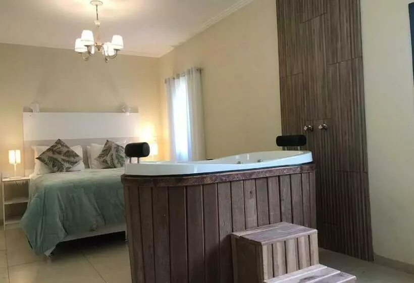 ユースホステル Pousada Quinta Dos Doges