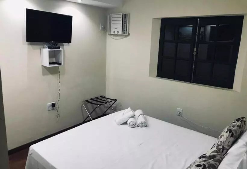 ユースホステル Pousada Quinta Dos Doges