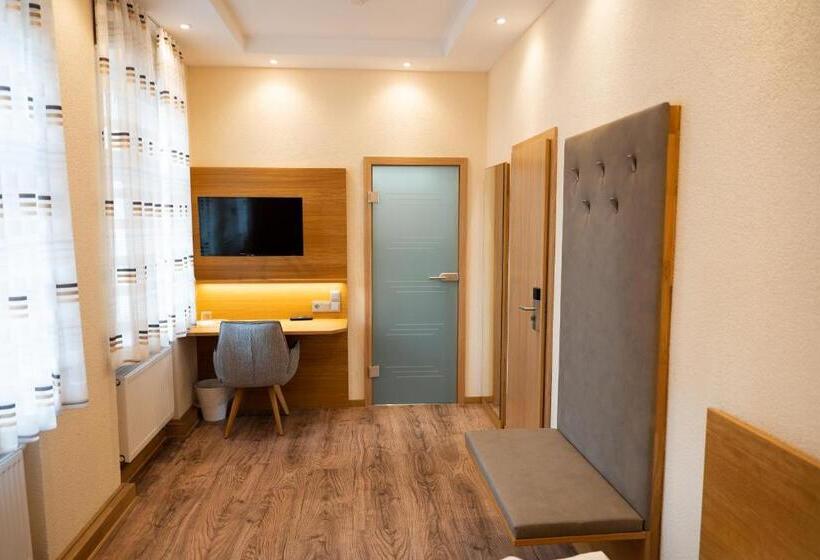 Общежитие Zur Krone Leimen