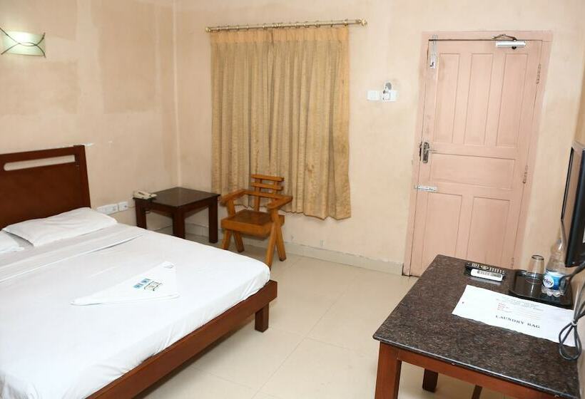Hotel Chitra Lodge