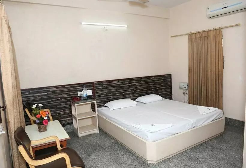 Hotelli Chitra Lodge