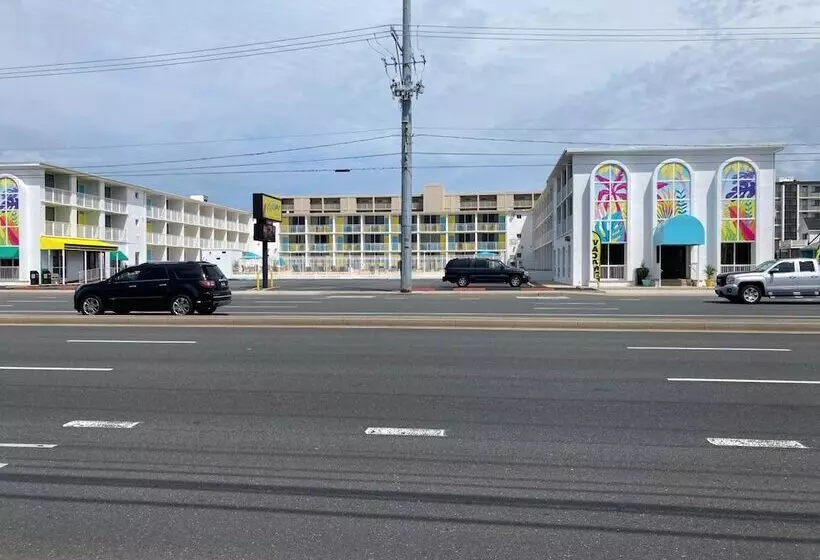 モーテル Kokomo Suites