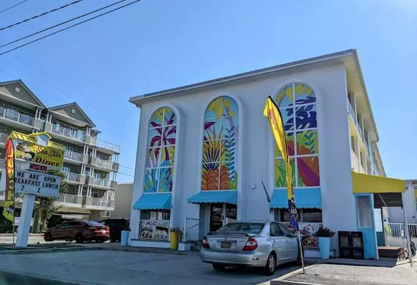 モーテル Kokomo Suites