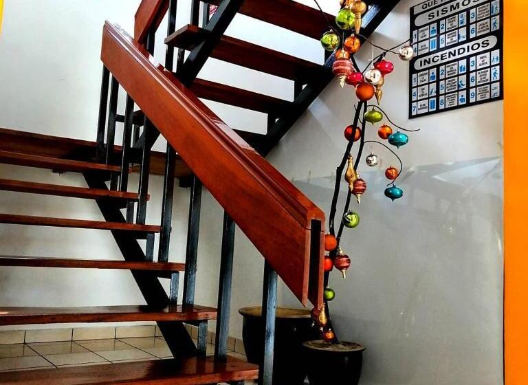 בית מלון כפרי 7