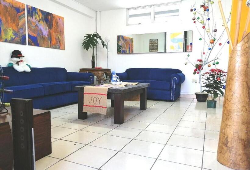 בית מלון כפרי 7